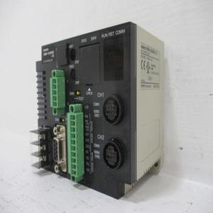 PLC V680-CA5D02-V2 IDコントローラモジュール PLC 24VDC - Product Image 1
