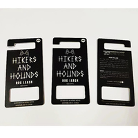 Carte de conception classique noire de luxe découpée au laser pour emballage de collier de sécurité pour chat, laisse, harnais suspendu pour chien et carte d'accompagnement