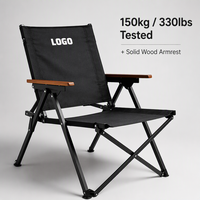 Chaise de camping pliable robuste, capacité de charge de 150 kg (330 lb), accoudoirs en bois massif, chaise d'extérieur portable avec porte-gobelet et poche latérale