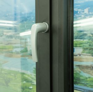 <span class=keywords><strong>Prix</strong></span> de gros Économe en énergie Glaçure trempée Fenêtres à battant en alliage d'aluminium à rupture thermique 70 Balançoire pour hôtels <span class=keywords><strong>Maison</strong></span> <span class=keywords><strong>passive</strong></span> - Product Image 6