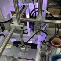 Machine d'inspection visuelle de vérification automatique du code pour les petits défauts des sacs en plastique, des bouteilles, des étiquettes, des films, détection de la date manquante