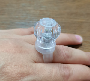 Anelli LED a Forma di Diamante per Feste Rave, Luci Lampeggianti per Dita, Regalo per Compleanni, Addii al Nubilato, Concerti, Matrimoni - Product Image 2