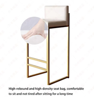 Tabouret de bar au design élégant - Chaise haute robuste avec structure en métal noir pour bar et salle à manger