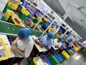 Figurine de <span class=keywords><strong>guerrier</strong></span> <span class=keywords><strong>Goku</strong></span> <span class=keywords><strong>Super</strong></span> Saiyan en résine PVC personnalisée, jouet modèle unisexe pour la décoration intérieure, livraison gratuite - Product Image 5