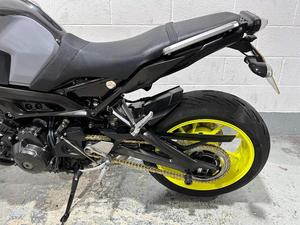 Vente en gros au meilleur prix, moto sportive Yamaha MT-09 850cc d'<span class=keywords><strong>occasion</strong></span>, modèle 67566987, Londres, Royaume-Uni - Product Image 4