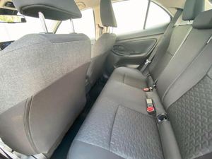VENTAS RÁPIDAS de <span class=keywords><strong>Toyota</strong></span> <span class=keywords><strong>Yaris</strong></span> <span class=keywords><strong>Cross</strong></span> USADO - Product Image 3