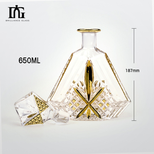 Nhà Cung Cấp 2024 Whiskey New Độc Đáo Vàng Brim Whiskey Decanter Pha Lê Whiskey Decanter Với Mạ Vàng - Product Image 2