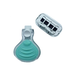 Maquinilla de afeitar de seguridad para Bikini, la mejor maquinilla de afeitar desechable de cinco hojas para <span class=keywords><strong>mujer</strong></span>, mango de goma a granel, maquinilla de afeitar femenina, impermeable para Bikini - Product Image 2