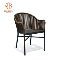 Chaises d'hôtel en osier et Alum, nouveaux espaces, chaises empilables