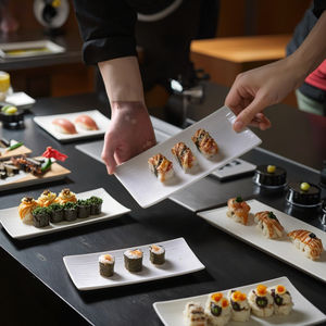 Plato largo de salsa Rectangular blanca pura japonesa, plato Yusheng ecológico, plato de corazón para barbacoa para Sushi - Product Image 3