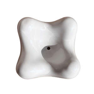 Masajeador de Cerámica Rosa con Forma de Corazón, Masajeador Manual Grande, Herramienta de Masaje Corporal de Cerámica Gua Sha para Masaje Facial - Product Image 1