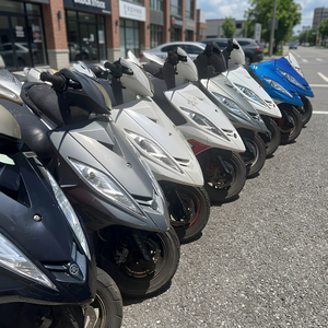 Scooter à essence KYMCO propre à vendre - Conduite fluide, origine Taïwan - Product Image 2