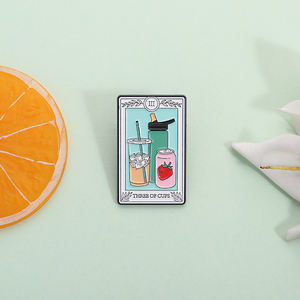 สามถ้วยเคลือบบัตรไพ่ทาโรต์เข็มกลัดแรงบันดาลใจลายกาแฟโซดาน้ำปกเครื่องประดับของขวัญสำหรับเพื่อน - Product Image 2