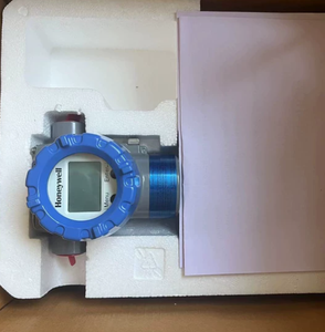 ชุดควบคุมอุณหภูมิรุ่น STT850 ซีรีส์ STT850-S-0-G-CHS-11S-A-00A0-00-0000/STT850-S-0-0-AHC-11C-B-11A0-F1-0000 - Product Image 1