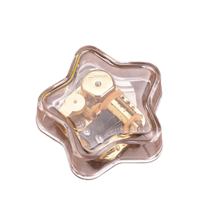 Caja <span class=keywords><strong>de</strong></span> Música <span class=keywords><strong>de</strong></span> Manivela con Diseño <span class=keywords><strong>de</strong></span> Castillo y Cielo, Música Clásica, Movimiento Chapado en Oro, Pentagrama, Regalo Creativo para Festivales y Hogar - Product Image 1