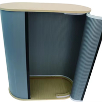 Comptoir promotionnel pliable : dessus en bois et structure en panneaux alvéolés en plastique