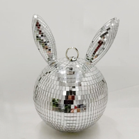 Décorations de mini miroirs réfléchissants de haute qualité Ornements de lapin disco en motif artisanal rond directement de l'usine pour l'affichage