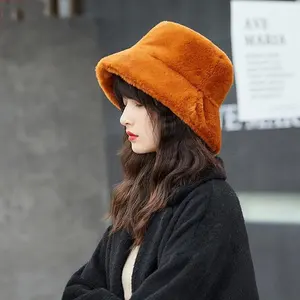 Customized designer golf bucket fuzzy faux fur wholesale winter bucket hat For women girl