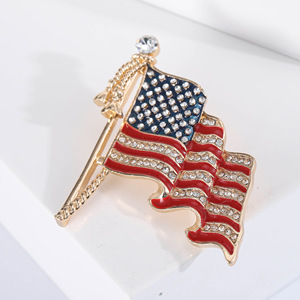 Broche de Aleación de Zinc con Diseño de Bandera Nacional, Incrustaciones de Diamantes en Forma de Gota de Aceite y Esmalte de Colores de Lujo - Product Image 4