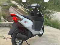 Scooter Honda Z4 50cc 4 temps refroidi par eau - Vélo de banlieue à essence économe en carburant pour les trajets urbains