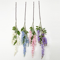 Guirlandes géantes de glycine et de branches de douche dorée, fleurs artificielles en soie pour la décoration des plafonds de salles de mariage et d'hôtels
