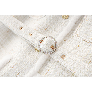 A9370 Estilos elegantes Chaquetas y <span class=keywords><strong>blazer</strong></span> blancos para mujer Tallas grandes Moda Abrigo de invierno para mujer - Product Image 4