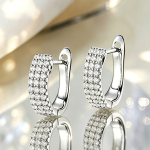 Orecchini a polsino a forma di U da donna, design geometrico, accessori per l'orecchio per uso quotidiano - Product Image 2