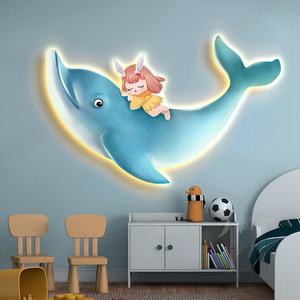 Cuadro de Pared de Porcelana con Cristales y Luz LED, Diseño de Ballena, Estilo Lujoso, para Decoración del Hogar - Product Image 2