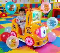 Voiture à bascule en plastique à monnayeur pour enfants, machine de jeu certifiée CE pour centres commerciaux - Conditions de paiement anticipées