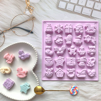 Moule en silicone multi-cavités de Noël pour desserts, plateau de cuisson pour bonbons, chocolat, gelée, décoration de gâteaux