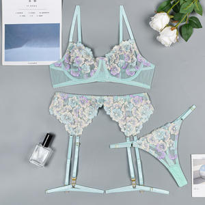 Ensemble soutien-gorge push-up et string sexy en dentelle transparente pour femme avec broderie nœud et strass, à porter avec style - Product Image 5
