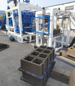 <span class=keywords><strong>QT4</strong></span>-<span class=keywords><strong>15</strong></span> tự động lồng vào nhau paver bê tông khối Khóa liên động máy móc khuôn dây chuyền sản xuất máy làm gạch tro bay - Product Image 5