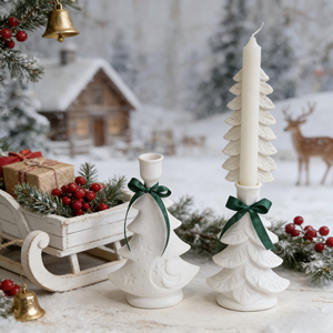 Set di Decorazioni Natalizie Luminose in Ceramica - Ornamenti a LED di Renne, Gnomi e Villaggio per Esposizione su Mensole Festive - Product Image 3