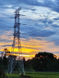 Verzinkte hochspannung 10-kV korrosions beständige Stahl konstruktion Elektrischer Übertragungs turm Winkel Stahlgitter turm - Product Image 2