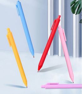 Stylo publicitaire en plastique à bille, mignon, coloré, avec logo personnalisé, idéal comme cadeau promotionnel - Product Image 1