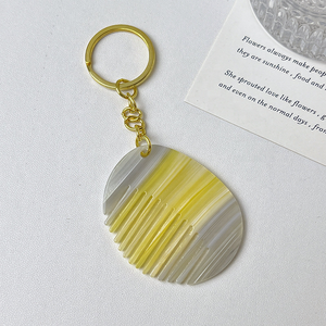 Pequeño peine de acetato colorido con textura, mini y lindo, colgante para llavero, accesorio portátil para bolso y coche - Product Image 5