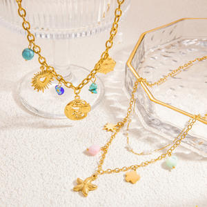 Collier superposé en fausses perles avec breloques étoiles, chaîne de clavicule en acier titane plaqué or 18 carats pour femme, bijoux tendance - Product Image 3