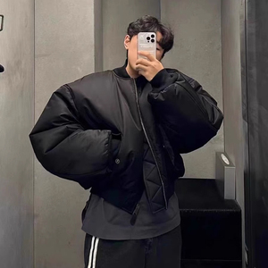 Giacca Bomber Personalizzata Streetwear da <span class=keywords><strong>Uomo</strong></span> in Nylon <span class=keywords><strong>Nero</strong></span>, Giacca Oversize in Nylon Satinato per Donna, Piumino Spesso - Product Image 2