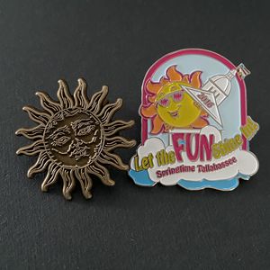 Del fumetto Cielo della Stella della Luna Sole Arcobaleno Pianeta Lasciare Che il Divertimento di Lustro in Primavera Smalto Morbido Risvolto Badge Pin - Product Image 4