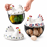 Panier à œufs décoratif en céramique style ferme avec panier de rangement en fil métallique pour comptoir de cuisine