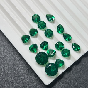 Forme de coeur 5x5mm à 15x15mm Nano pierre précieuse verte synthétique pour la fabrication de bijoux de luxe - Product Image 5