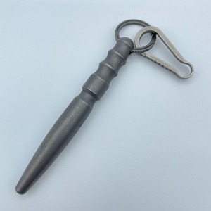 Bolígrafo Táctico de Aleación de Titanio PioneerEDC, Rompecristales, Materiales Resistentes a la Oxidación, Personalizable, Multifuncional y Ligero - Product Image 6