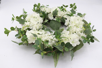 Guirlande de printemps artificielle avec feuilles vertes et hortensias blancs pour porte d'entrée, fenêtre, mur, fête, remise de diplôme, décoration de mariage