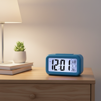 Reloj Despertador Digital LCD Eléctrico de Escritorio con Pantalla de Temperatura, Función Snooze y Retroiluminación, Personalizable para Estudiantes
