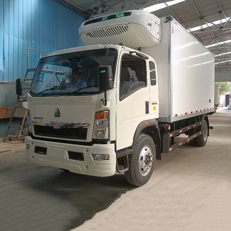 SINOTRUK 6 колес HOWO 10-15 кубических метров 4x2 небольшой морозильник грузовик рефрижератор