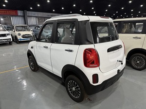Bestverkopende Aanpasbare 4-zits Wiel Mini Elektrische Auto 'S Goedkope Mini Elektrische Auto - Product Image 4