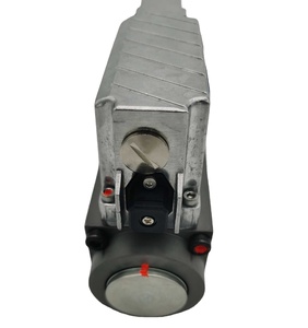 0811404602 4WRPEH 6 C3 B24L-2X/G24K0/A1M วาล์วปรับสัดส่วน สำหรับอุตสาหกรรม - Product Image 2