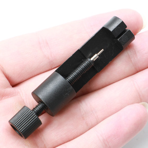 Outil de démontage de bracelet de montre, mini-ajusteur en plastique pour la réparation et le remplacement du bracelet de montre, conception durable - Product Image 2