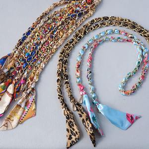 Lanière de Téléphone Foulard-Chaîne Longue Polyvalente 120cm, Dragonne Dorée Tressée pour Sac, Collier Bandoulière - Product Image 3