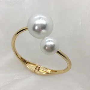 New Arrival Fashion Jewelry Pearl Bracelet Women's Alloy Classic Open Cuff Bangles Wholesale Big Pearl Bangles Bracelets